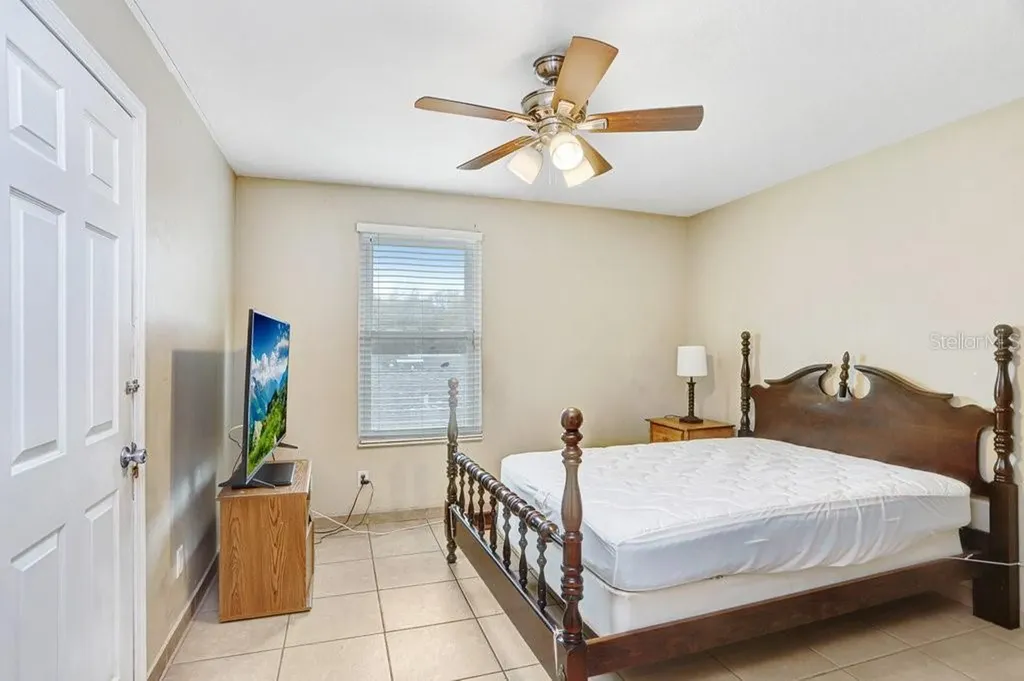 6923 N Himes Avenue Tampa FL 33614