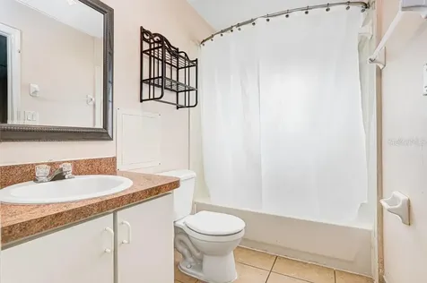6923 N Himes Avenue Tampa FL 33614