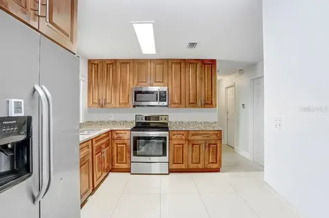 6923 N Himes Avenue Tampa FL 33614