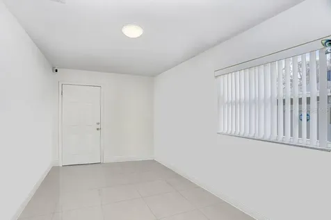 6923 N Himes Avenue Tampa FL 33614