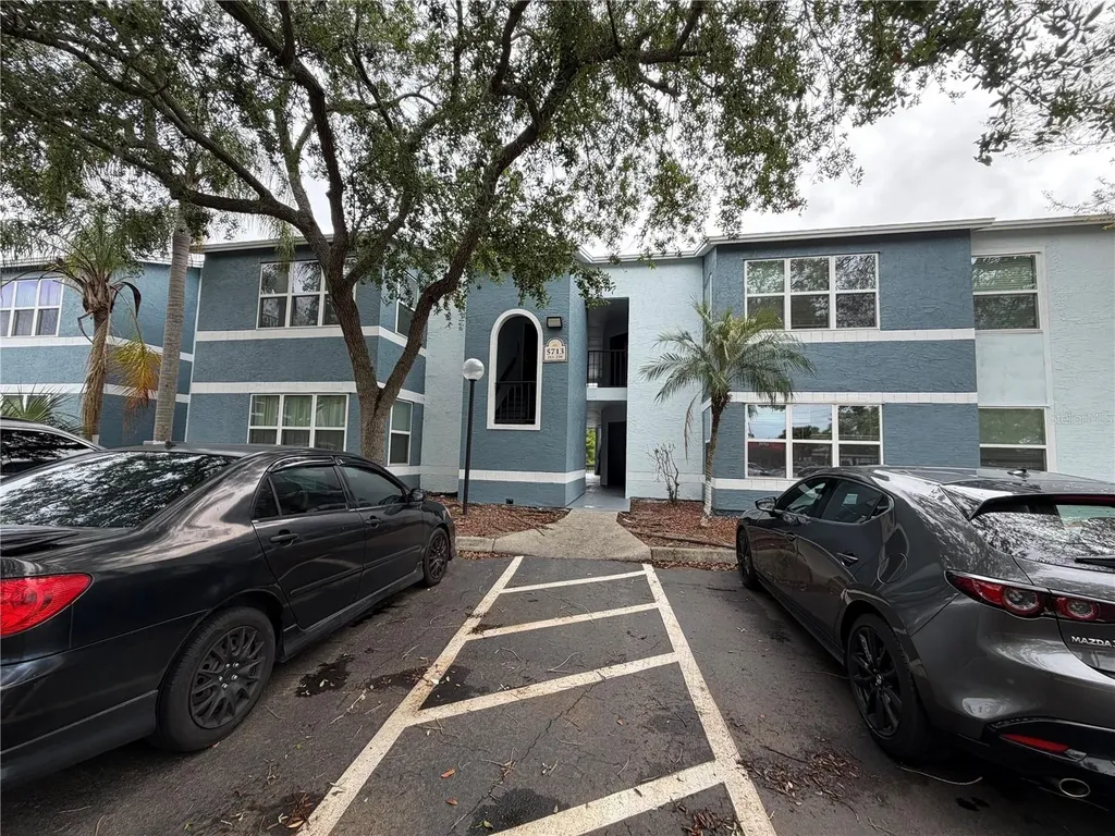 5713 Gatlin Avenue Orlando FL 32822