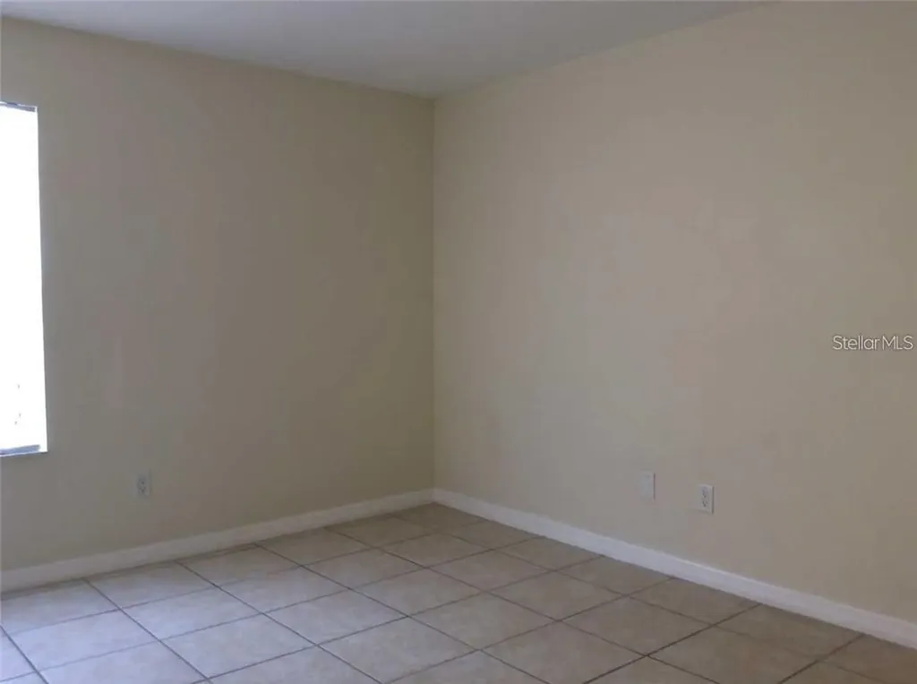 5713 Gatlin Avenue Orlando FL 32822