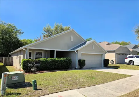 2076 Newtown Road Groveland FL 34736