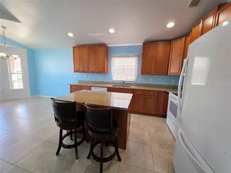 2076 Newtown Road Groveland FL 34736