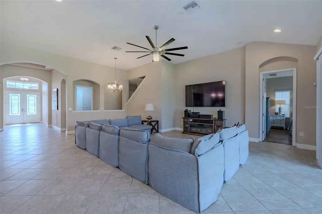 5927 Jasper Glen Drive Lithia FL 33547