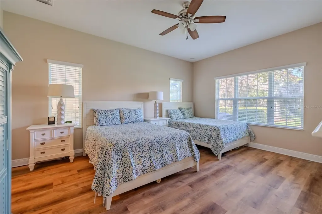 5927 Jasper Glen Drive Lithia FL 33547