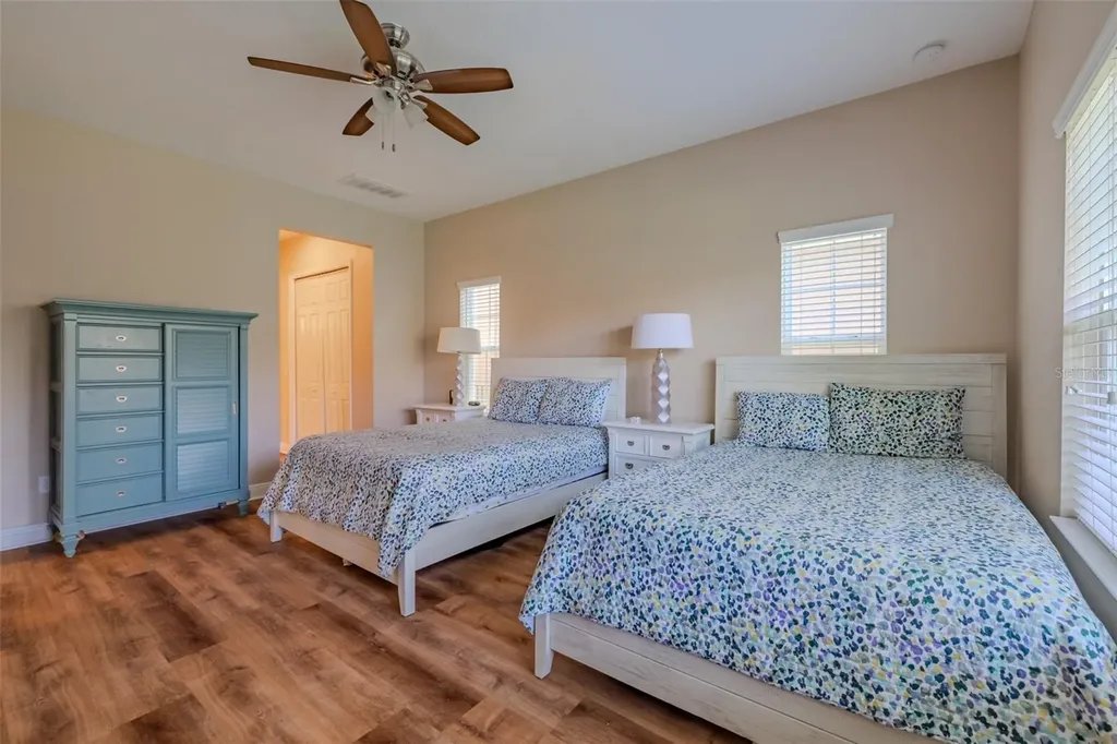 5927 Jasper Glen Drive Lithia FL 33547