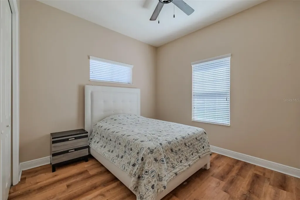 5927 Jasper Glen Drive Lithia FL 33547
