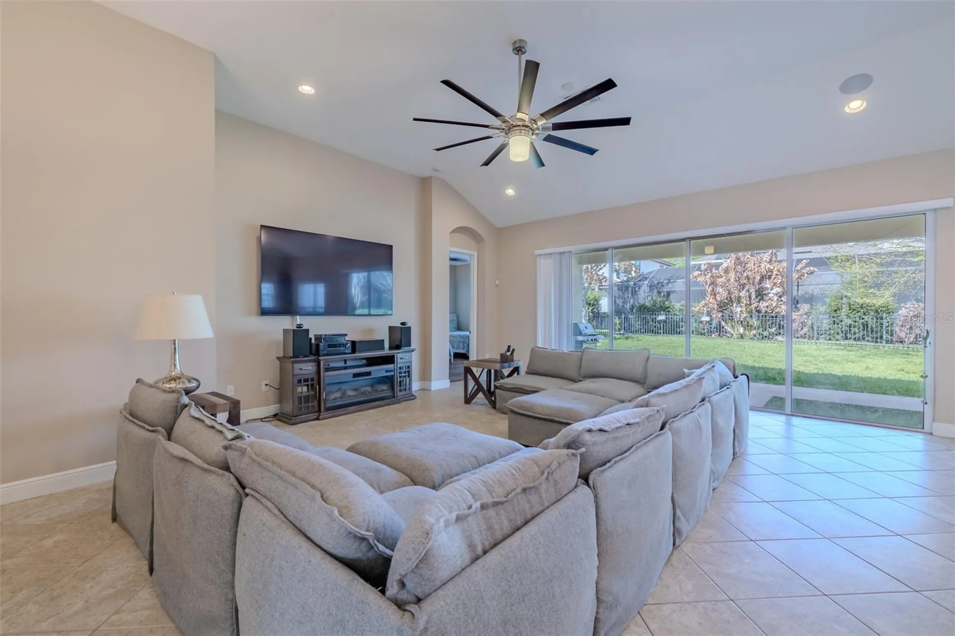 5927 Jasper Glen Drive Lithia FL 33547