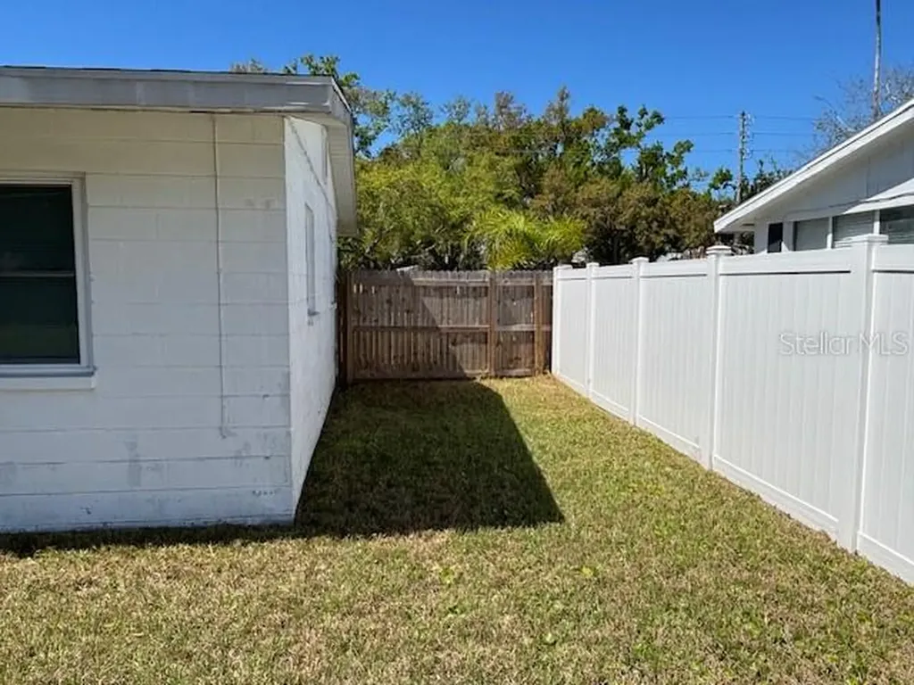 4531 Shore Acres Boulevard NE St Petersburg FL 33703