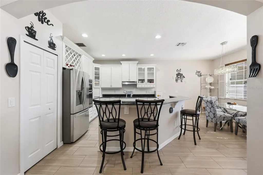 9168 Lake Avon Drive Orlando FL 32829