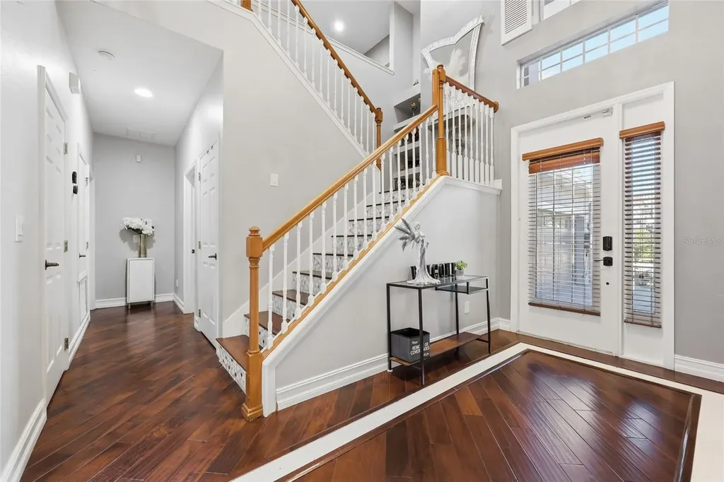 9168 Lake Avon Drive Orlando FL 32829