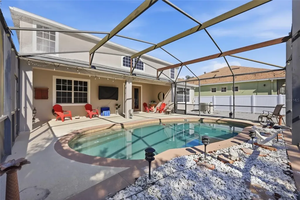 9168 Lake Avon Drive Orlando FL 32829