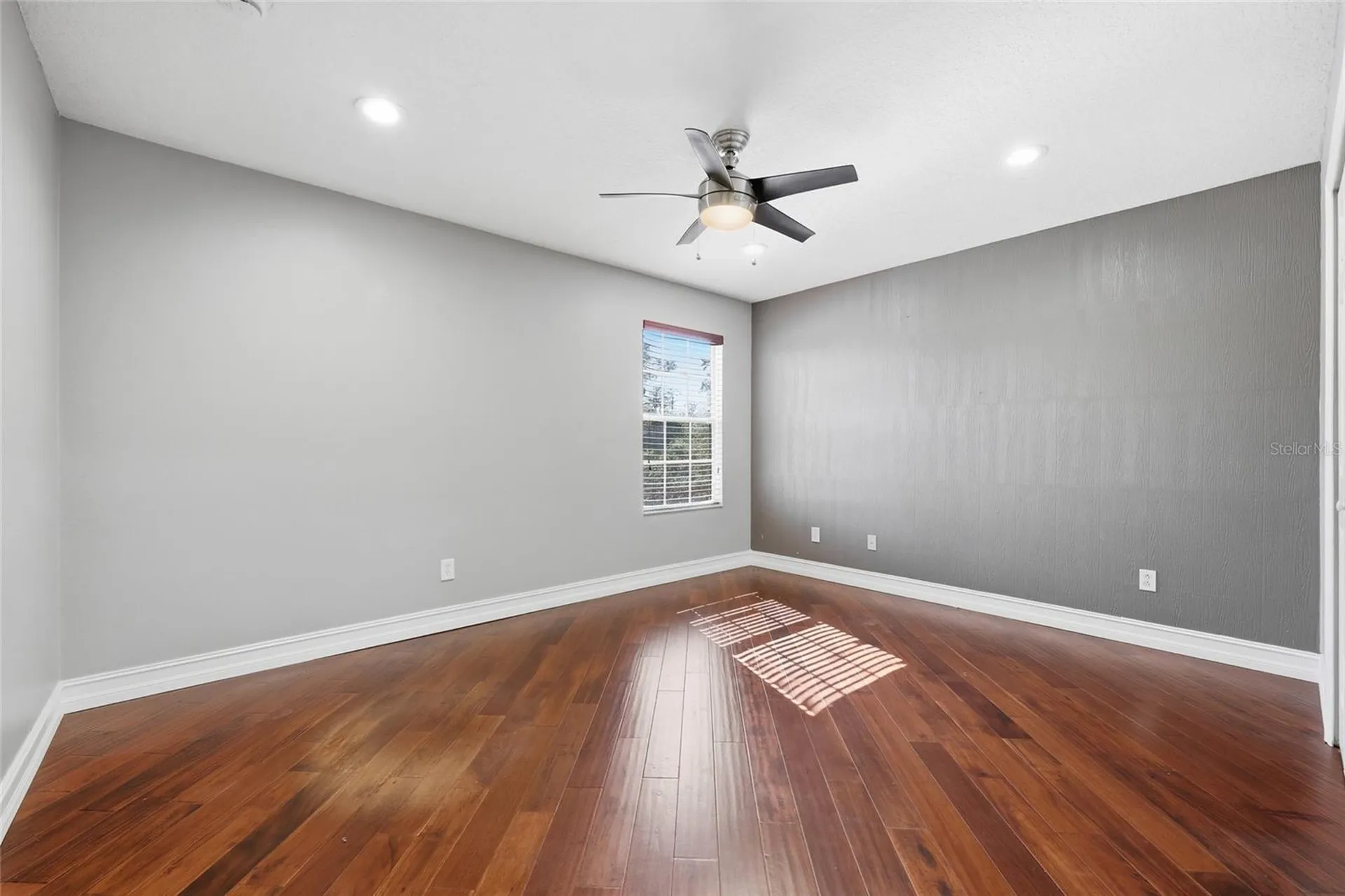 9168 Lake Avon Drive Orlando FL 32829