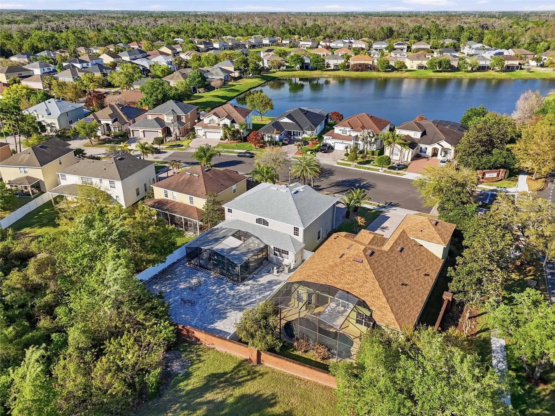 9168 Lake Avon Drive Orlando FL 32829