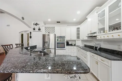 9168 Lake Avon Drive Orlando FL 32829