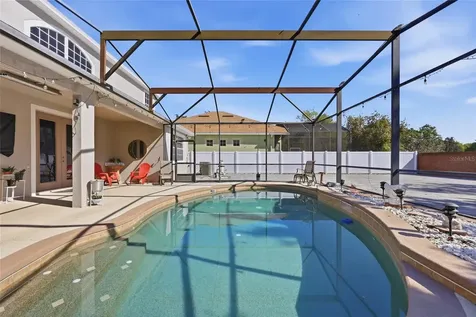 9168 Lake Avon Drive Orlando FL 32829
