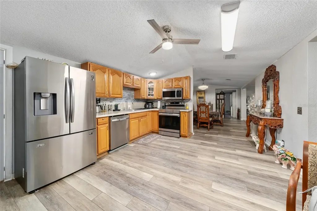 2605 Island Oaks E Lakeland FL 33805