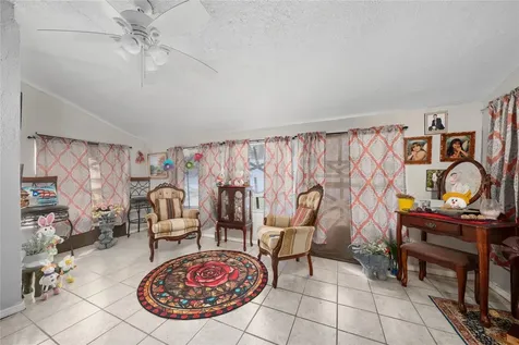 2605 Island Oaks E Lakeland FL 33805