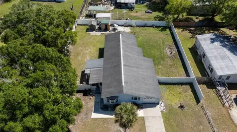2605 Island Oaks E Lakeland FL 33805