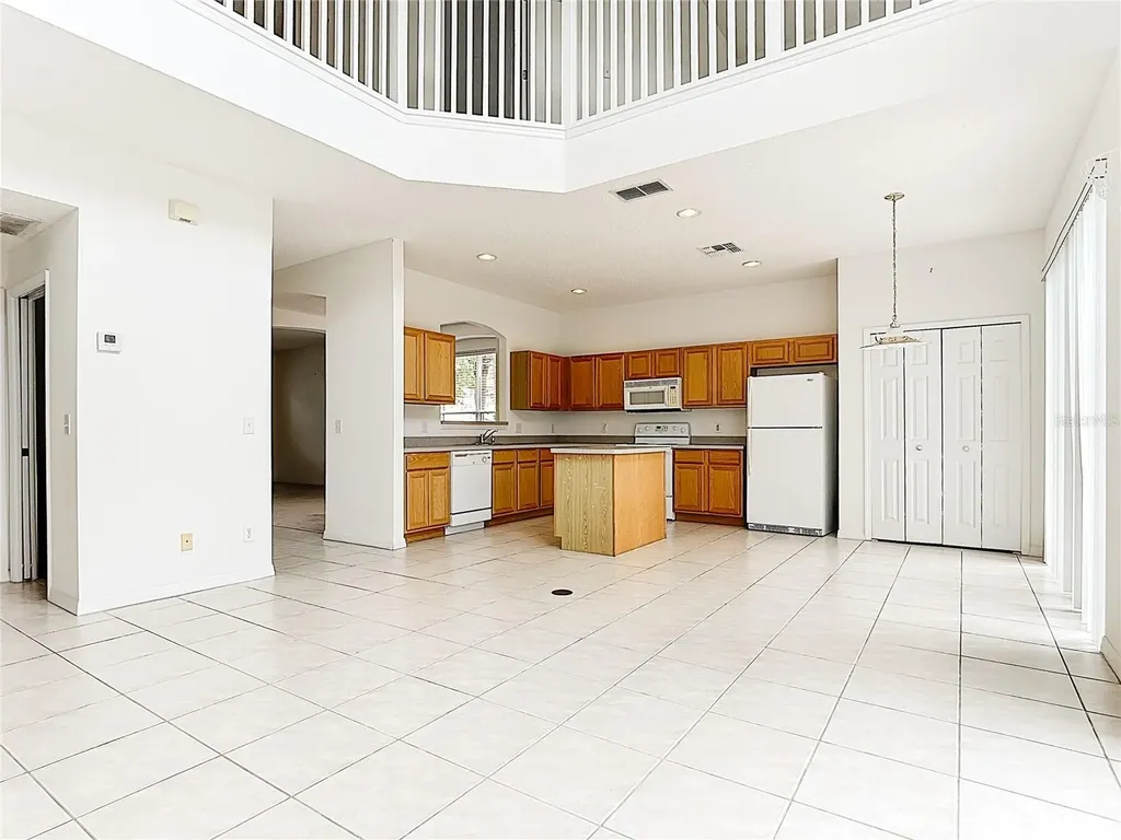 8542 Palm Harbor Drive Kissimmee FL 34747