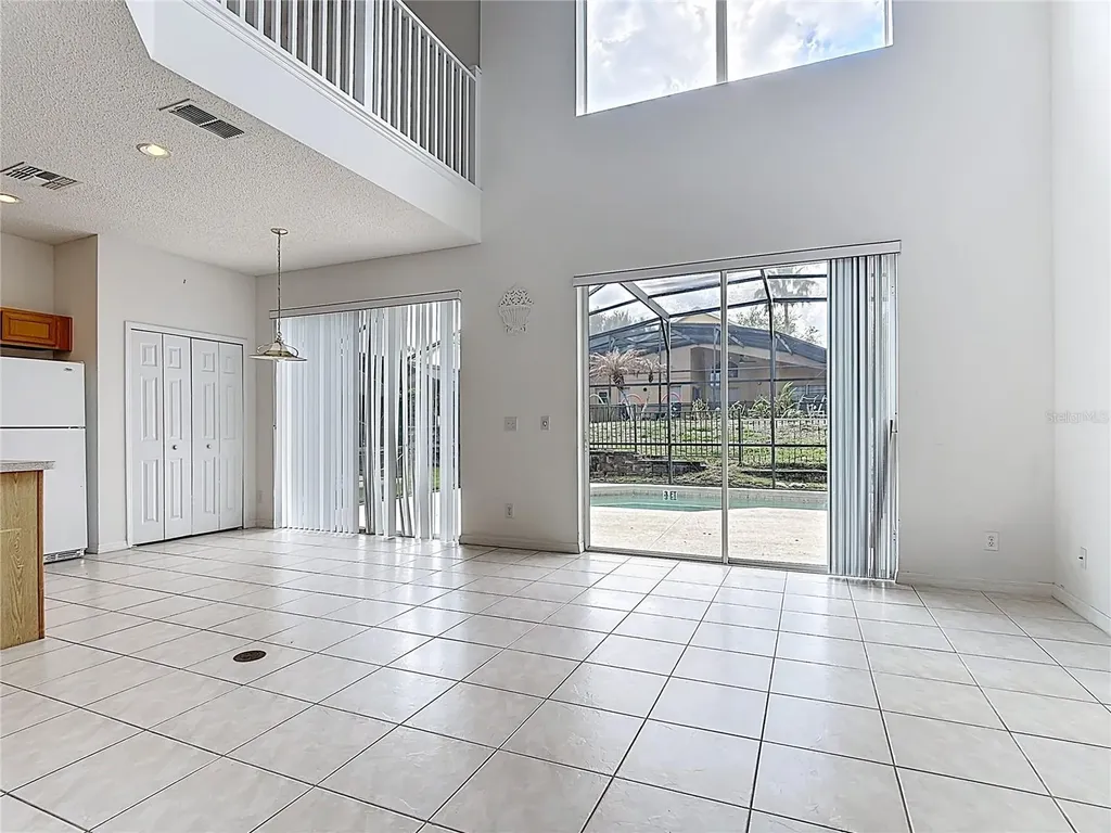 8542 Palm Harbor Drive Kissimmee FL 34747