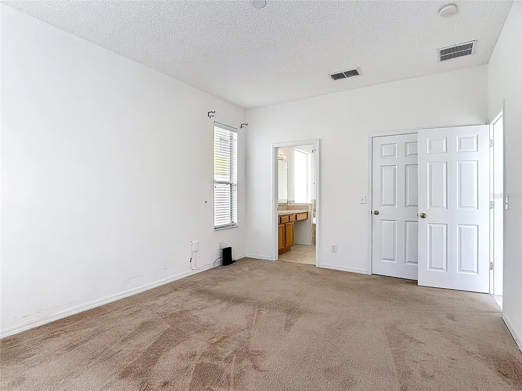 8542 Palm Harbor Drive Kissimmee FL 34747