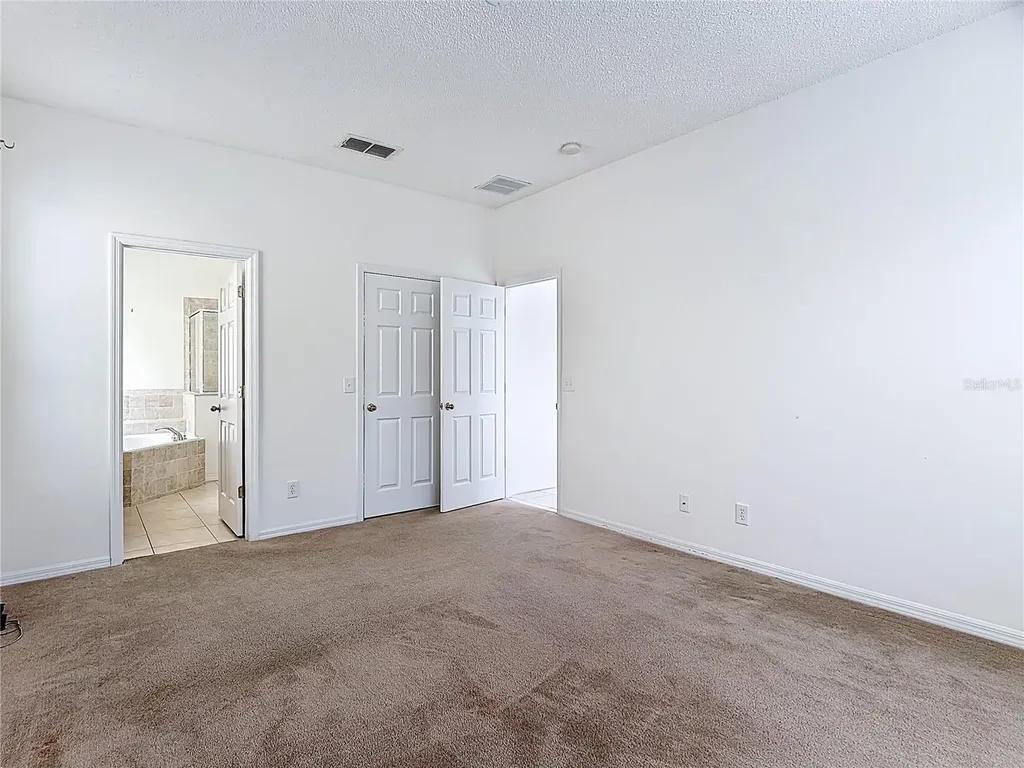 8542 Palm Harbor Drive Kissimmee FL 34747