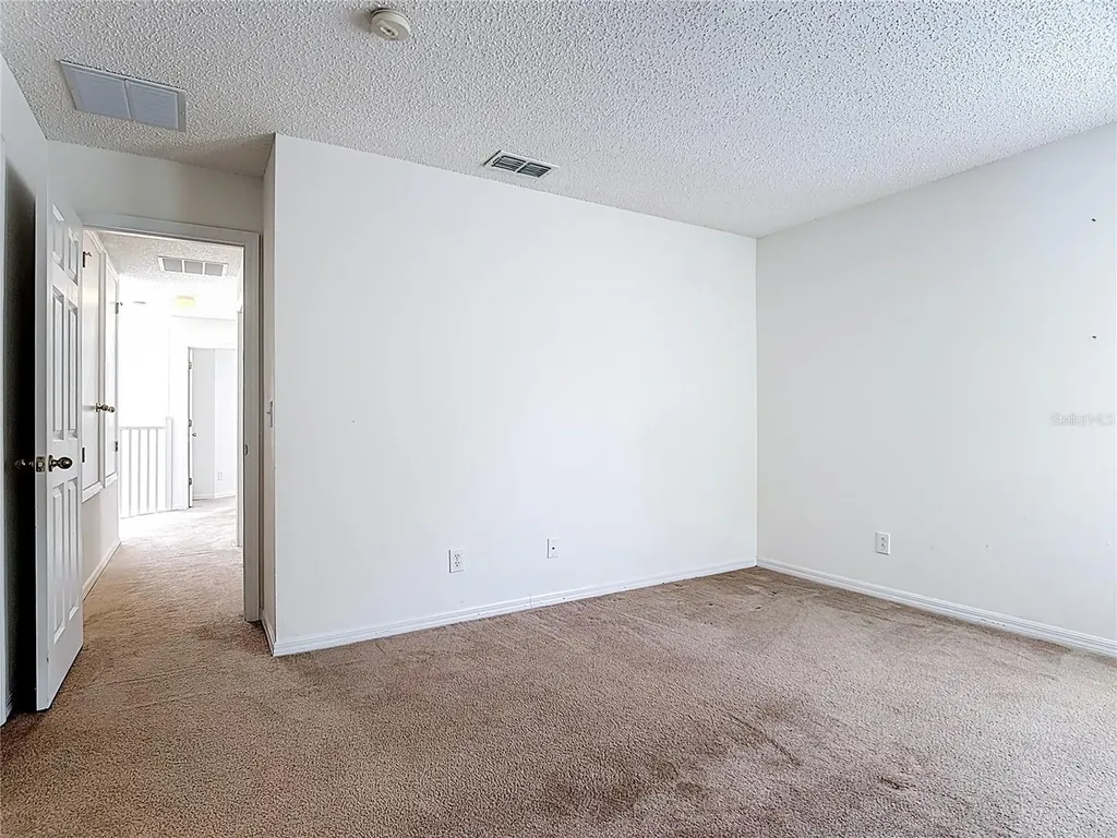8542 Palm Harbor Drive Kissimmee FL 34747