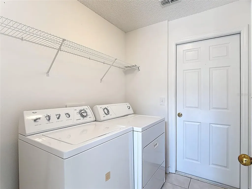 8542 Palm Harbor Drive Kissimmee FL 34747