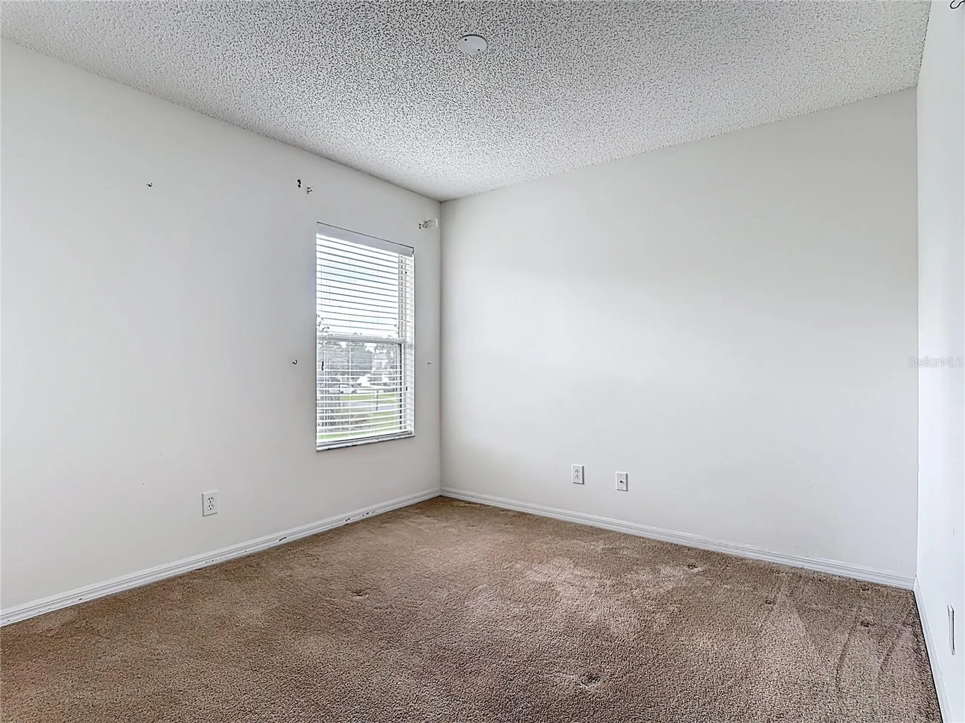 8542 Palm Harbor Drive Kissimmee FL 34747