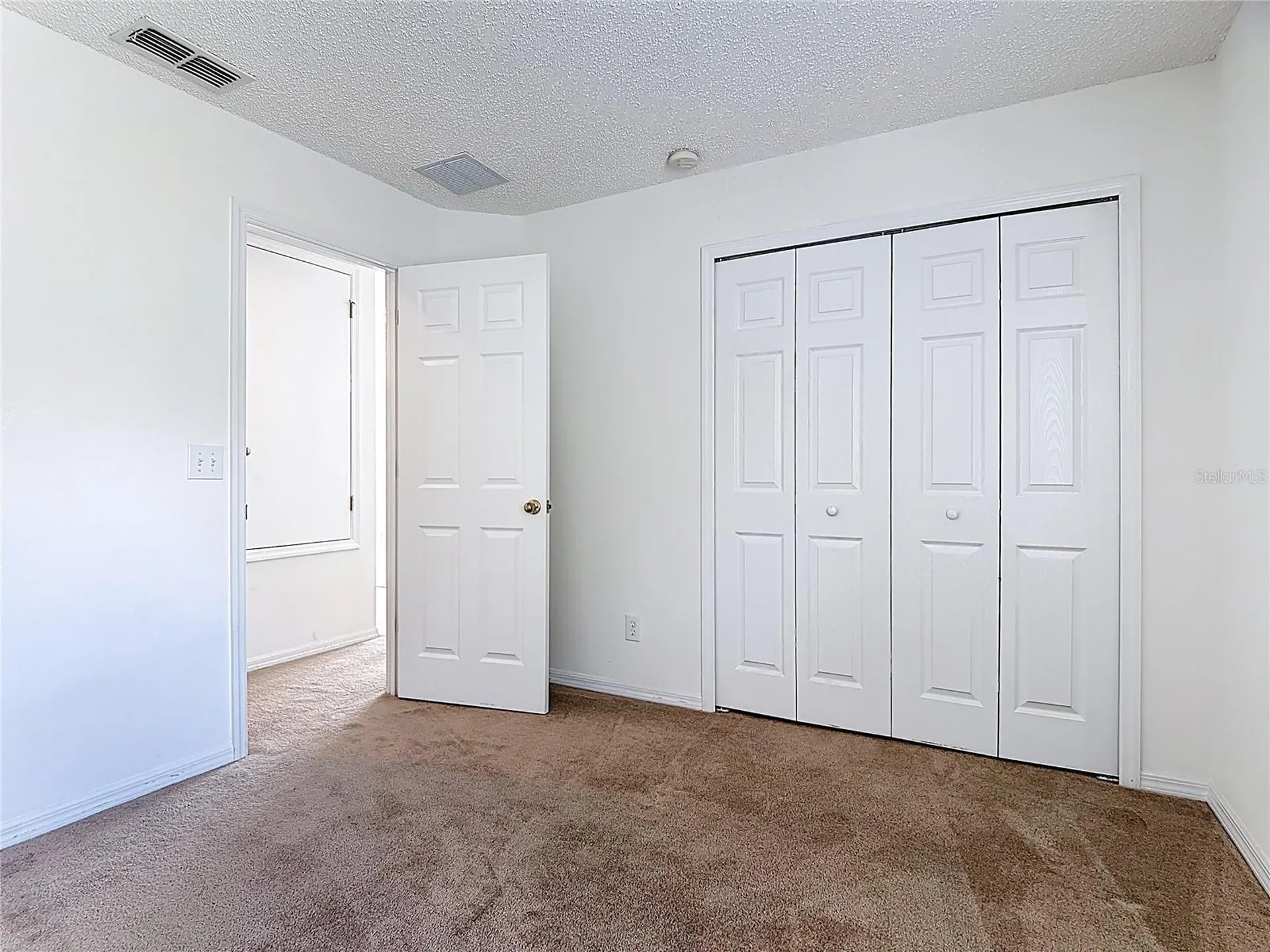 8542 Palm Harbor Drive Kissimmee FL 34747