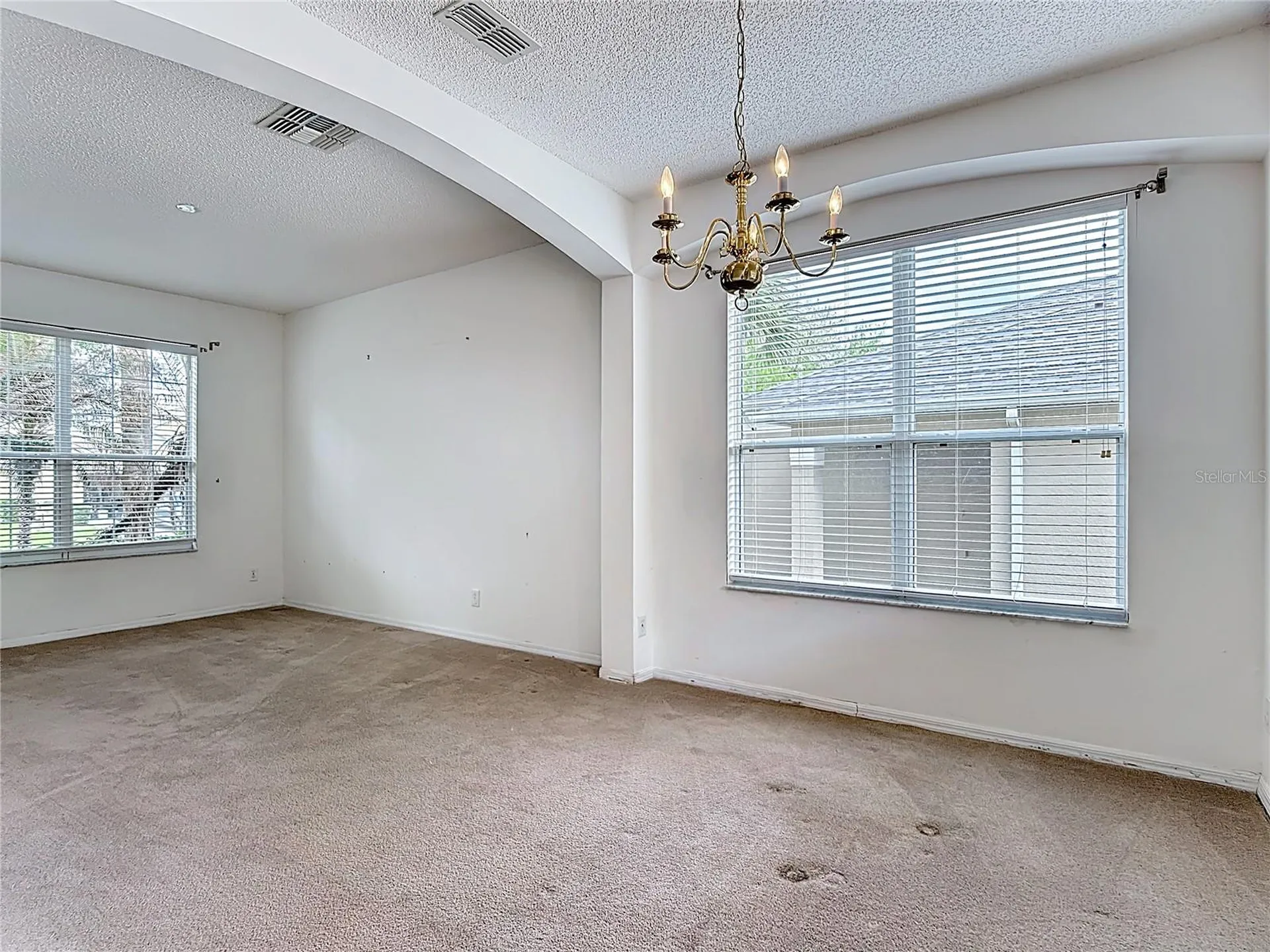8542 Palm Harbor Drive Kissimmee FL 34747