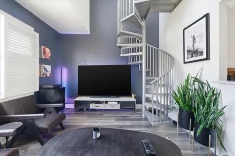 501 Knights Run Avenue Tampa FL 33602