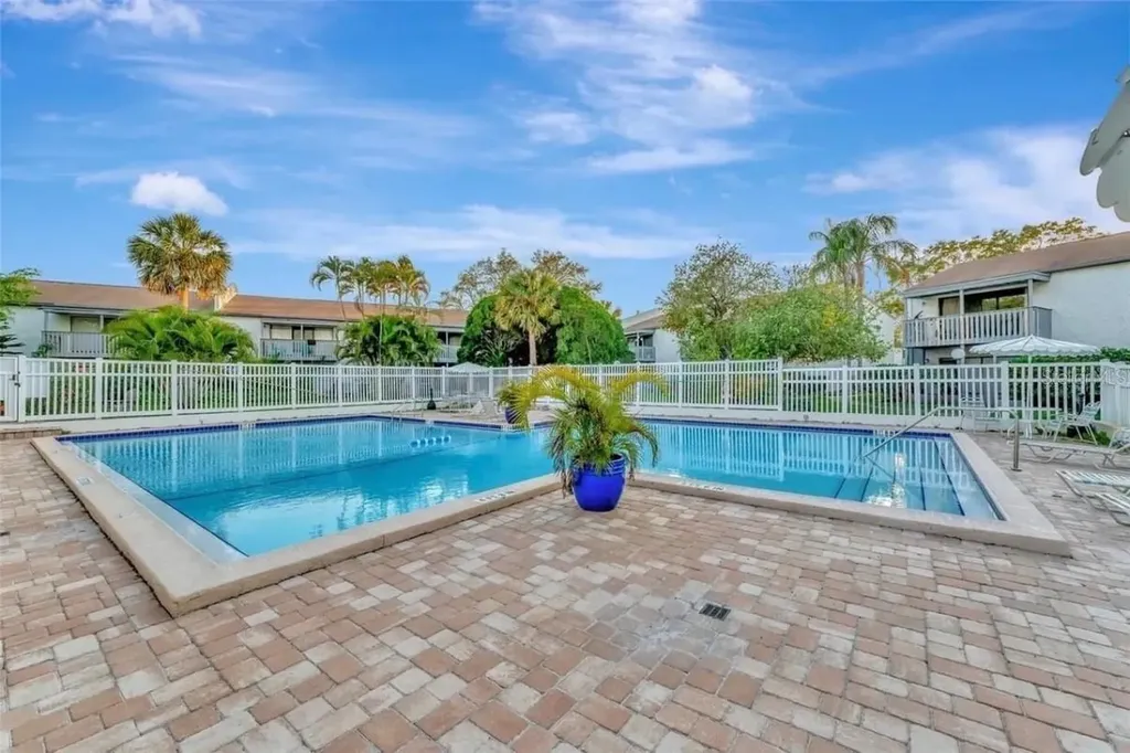 11566 7th Lane N St Petersburg FL 33716