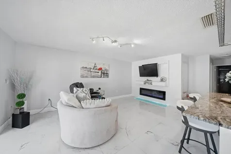 11566 7th Lane N St Petersburg FL 33716
