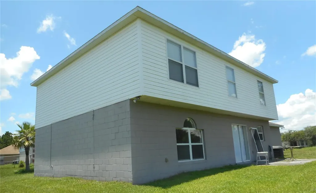 950 Derbyshire Drive Kissimmee FL 34758