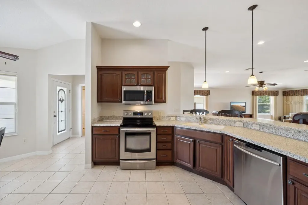 9100 SE 170th Fontaine Street The Villages FL 32162