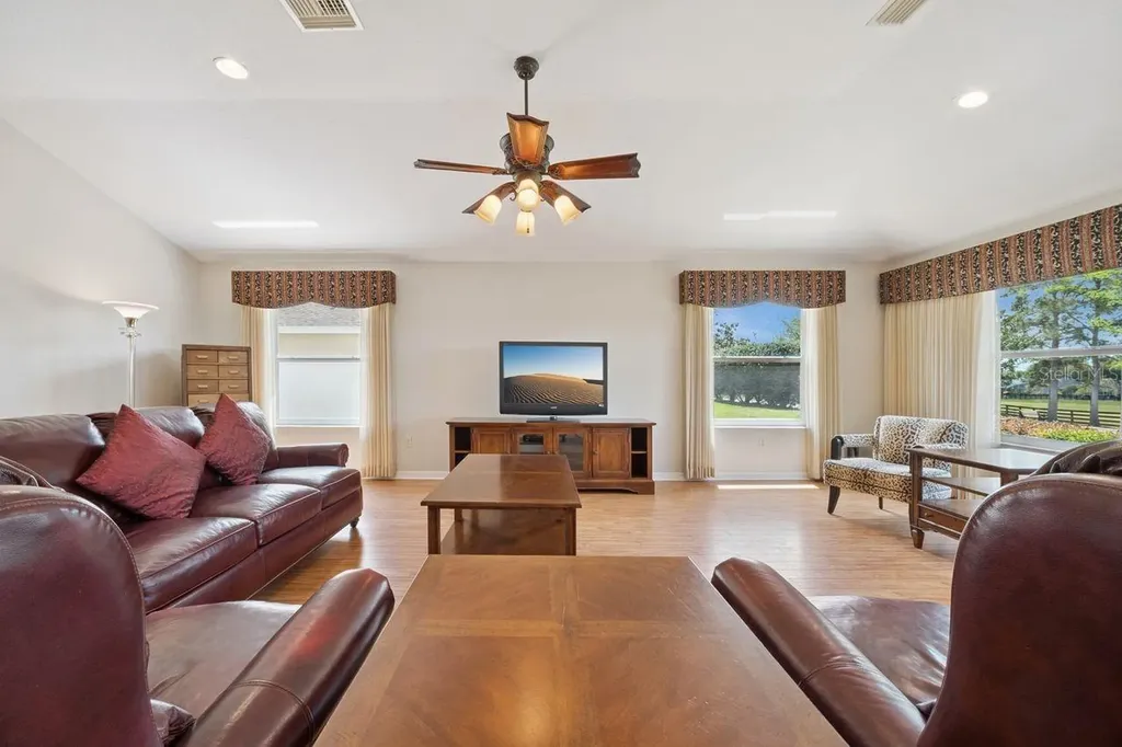 9100 SE 170th Fontaine Street The Villages FL 32162