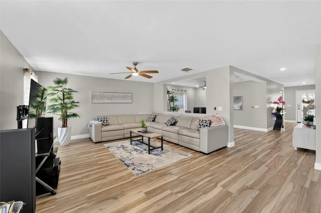5325 Sandy Shell Drive Apollo Beach FL 33572