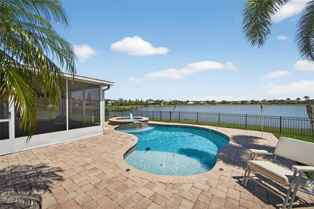5325 Sandy Shell Drive Apollo Beach FL 33572