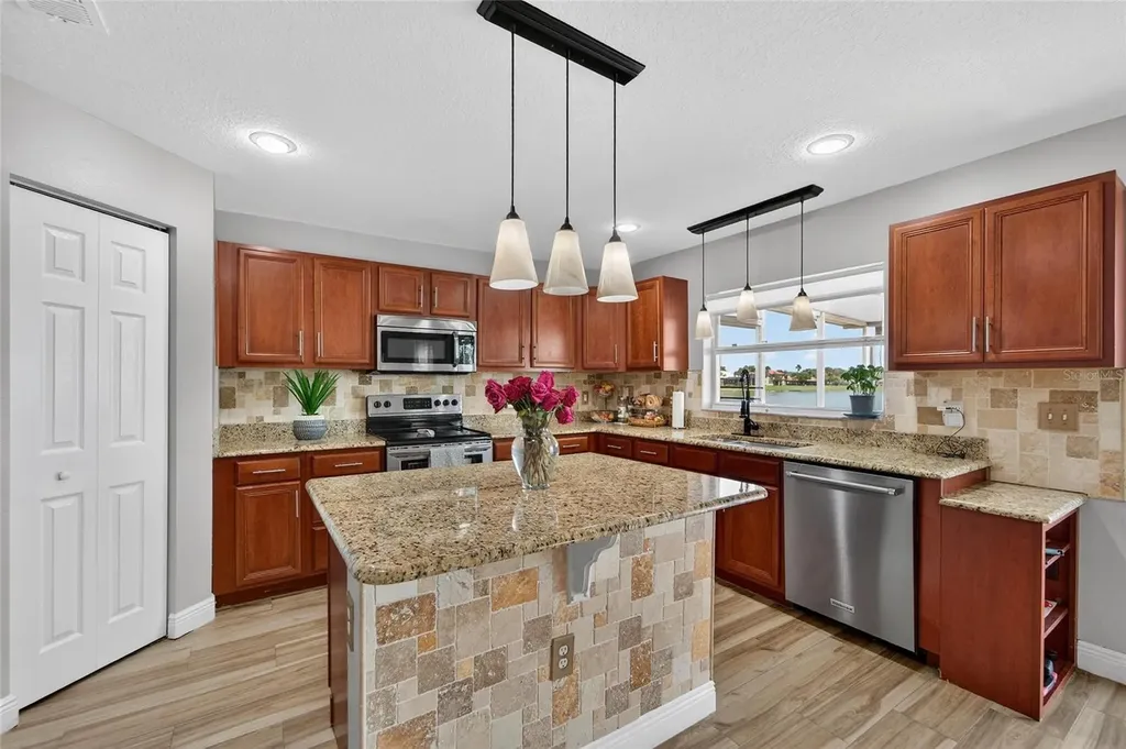 5325 Sandy Shell Drive Apollo Beach FL 33572