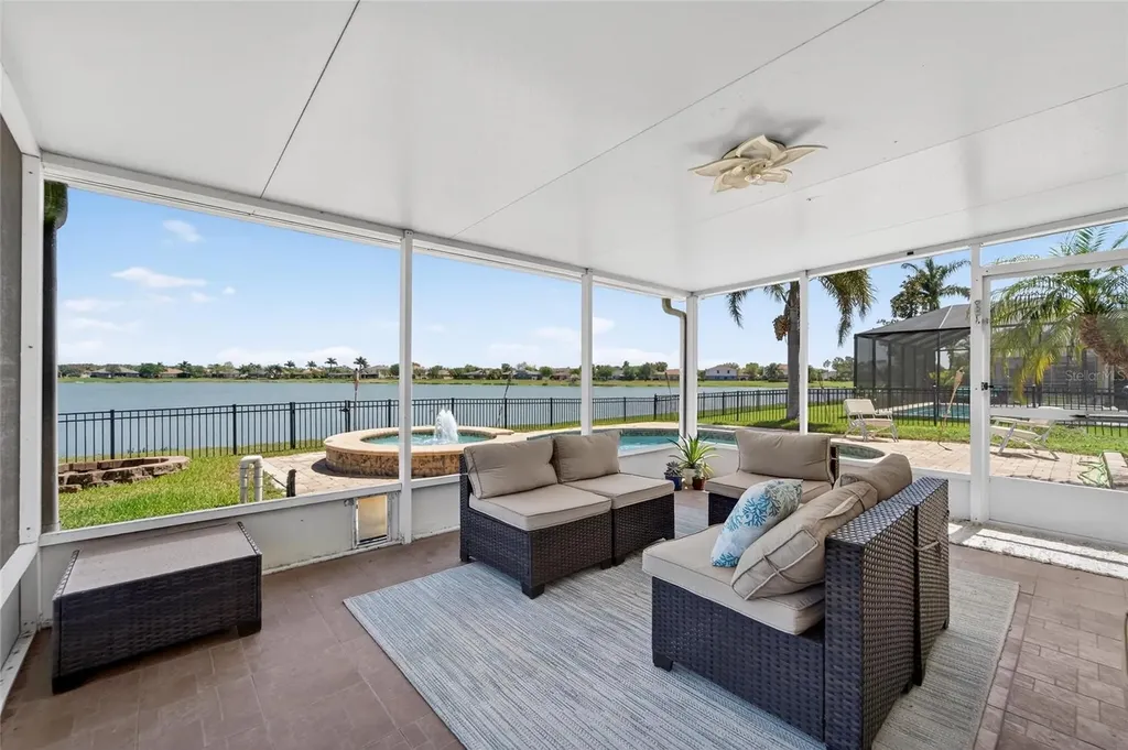 5325 Sandy Shell Drive Apollo Beach FL 33572