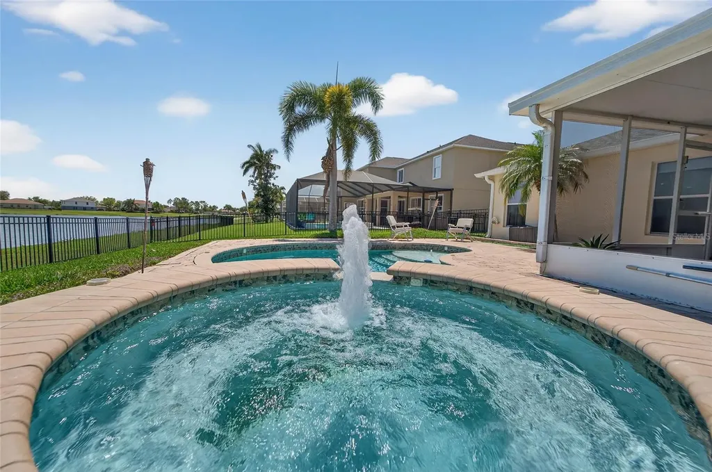 5325 Sandy Shell Drive Apollo Beach FL 33572