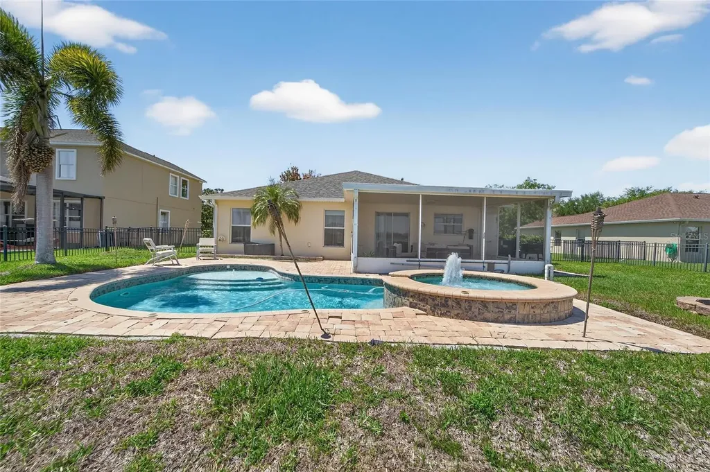 5325 Sandy Shell Drive Apollo Beach FL 33572