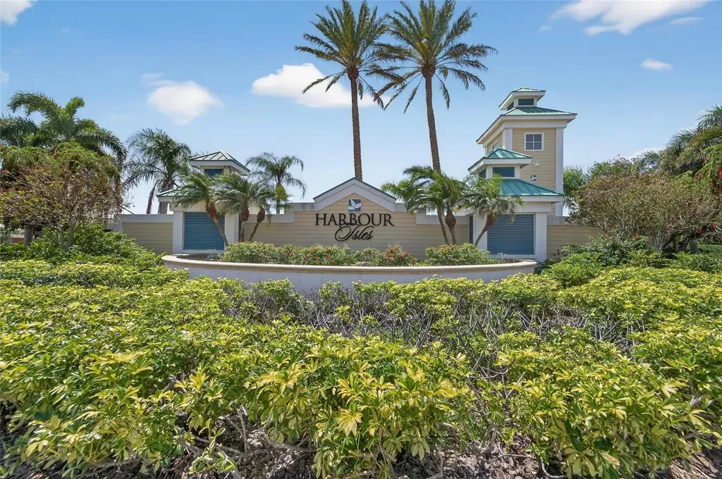 5325 Sandy Shell Drive Apollo Beach FL 33572