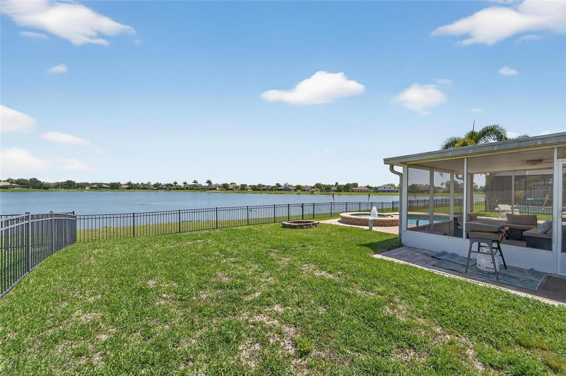 5325 Sandy Shell Drive Apollo Beach FL 33572