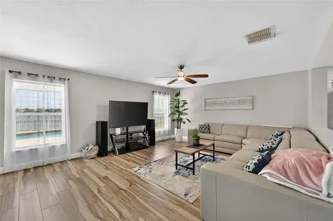 5325 Sandy Shell Drive Apollo Beach FL 33572