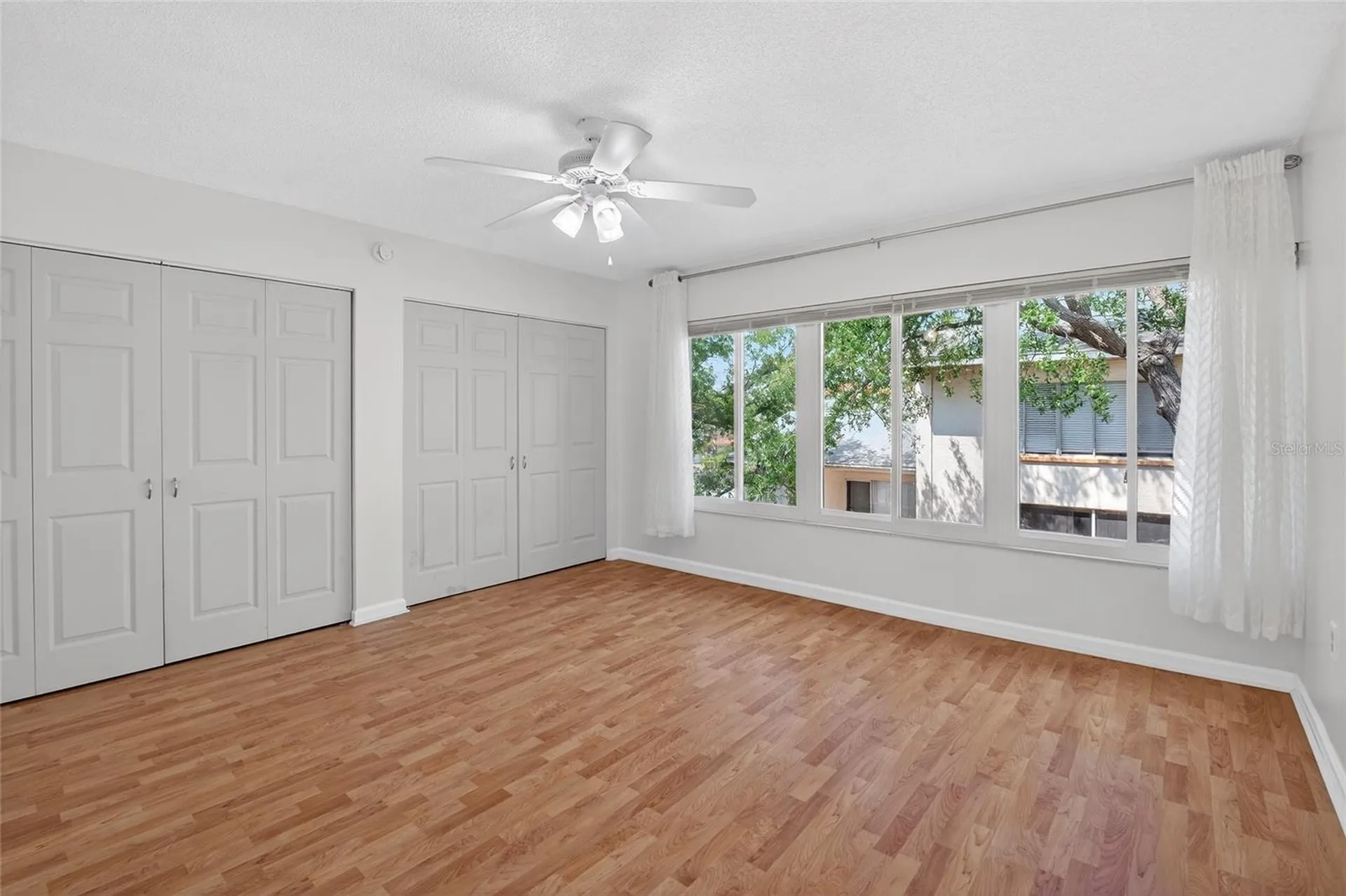 657 99th Avenue N St Petersburg FL 33702