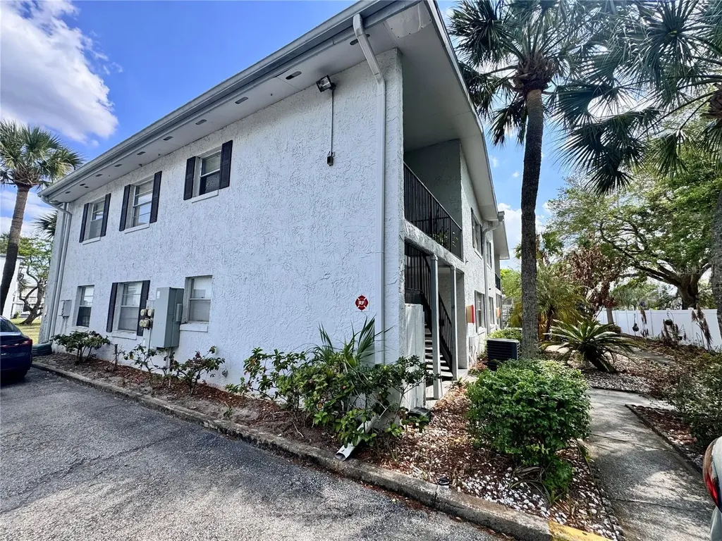 6008 Amberly Avenue Orlando FL 32822